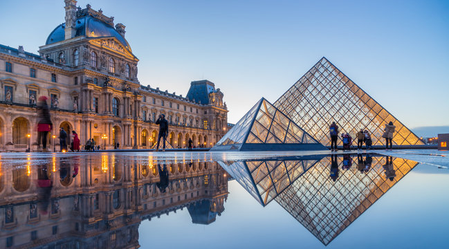 Paris Louvre